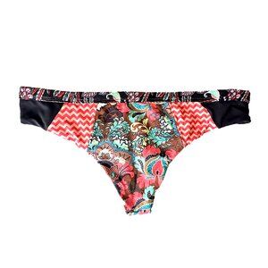 NWOT Maaji Reversible Print Bikini Bottoms - Fits Like a Medium